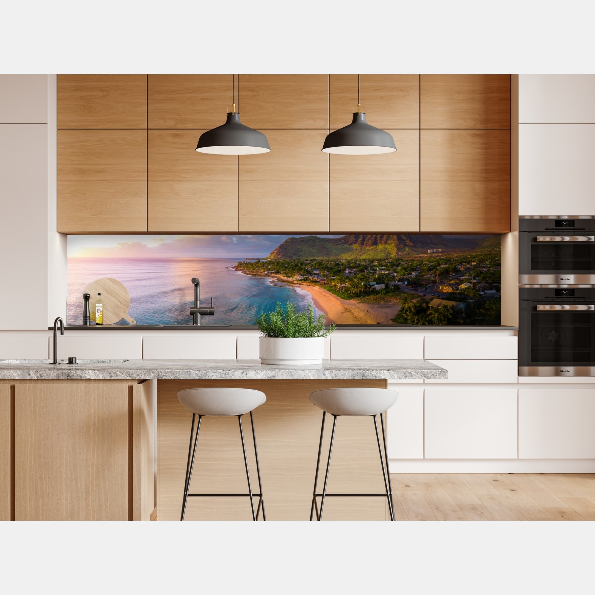 Naklejka repozycjonowalna panorama plaży o zachodzie słońca z górami tropikalnymi – Wallissimo® Naklejka repozycjonowalna panorama plaży o zachodzie słońca z górami tropikalnymi – Wallissimo®