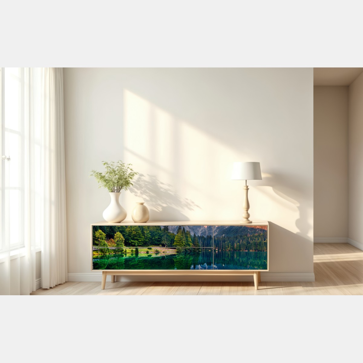 Naklejka repozycjonowalna spokojny poranek nad jeziorem Fusine, Alpy Julijskie – Wallissimo® Naklejka repozycjonowalna spokojny poranek nad jeziorem Fusine, Alpy Julijskie – Wallissimo®