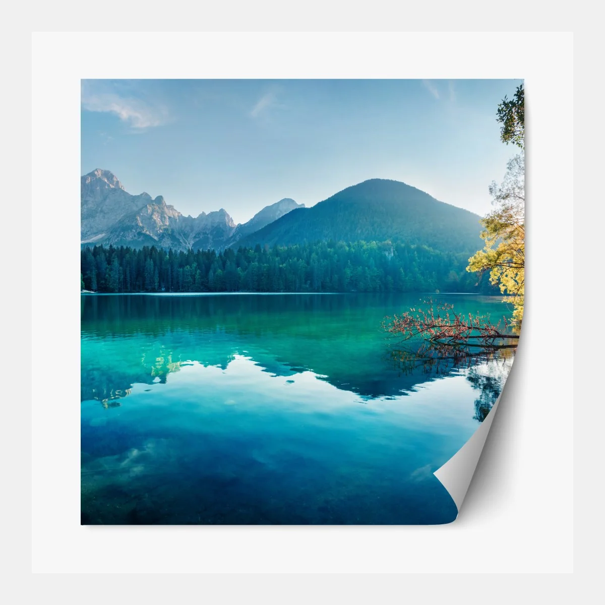 Naklejka repozycjonowalna słoneczne jezioro Fusine, Alpy Julijskie – Wallissimo® Naklejka repozycjonowalna słoneczne jezioro Fusine, Alpy Julijskie – Wallissimo®