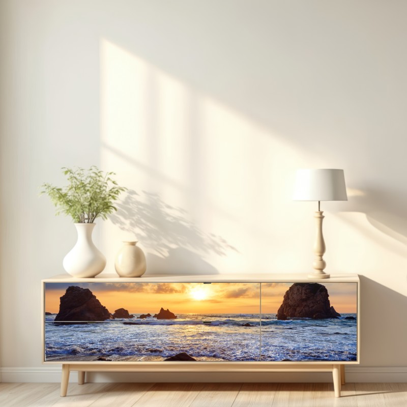 Naklejka repozycjonowalna zachód słońca nad skalistym wybrzeżem – Wallissimo® Naklejka repozycjonowalna zachód słońca nad skalistym wybrzeżem – Wallissimo®