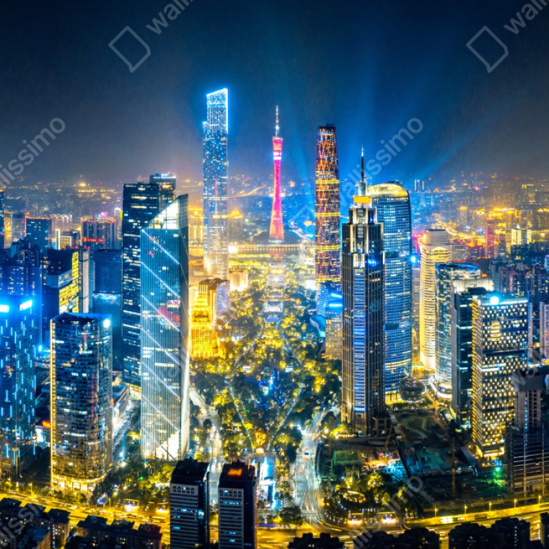 Naklejka repozycjonowalna nocna panorama skyline Guangzhou – Wallissimo® Naklejka repozycjonowalna nocna panorama skyline Guangzhou – Wallissimo®