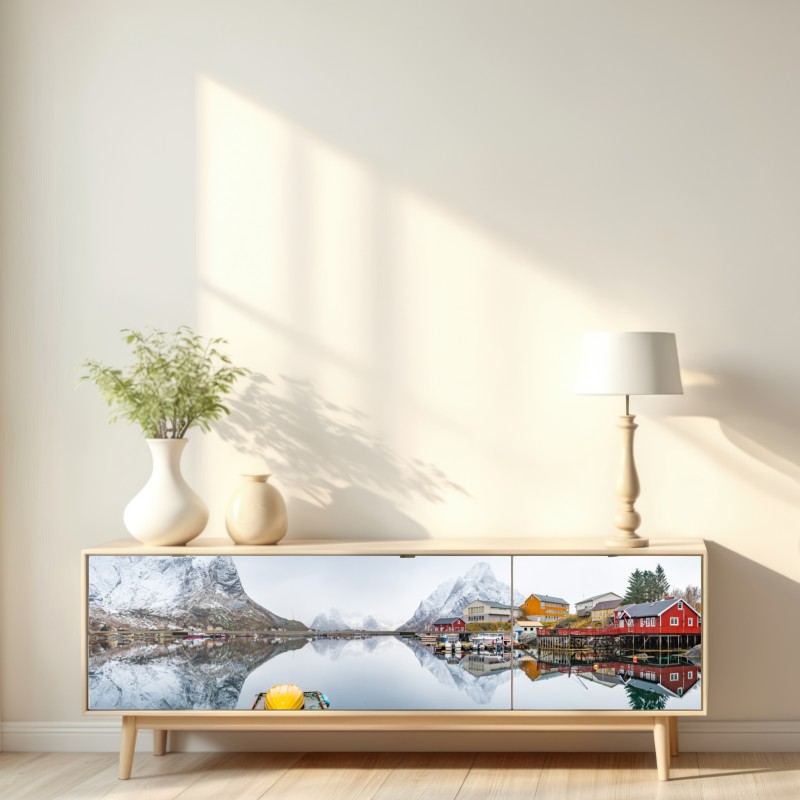 Naklejka repozycjonowalna spokojna panorama górskiego fiordu – Wallissimo® Naklejka repozycjonowalna spokojna panorama górskiego fiordu – Wallissimo®