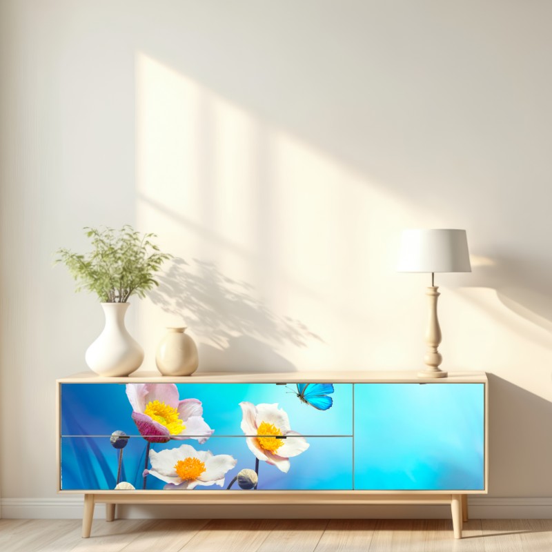 Naklejka repozycjonowalna delikatne różowe anemony i niebieski motyl – Wallissimo® Naklejka repozycjonowalna delikatne różowe anemony i niebieski motyl – Wallissimo®