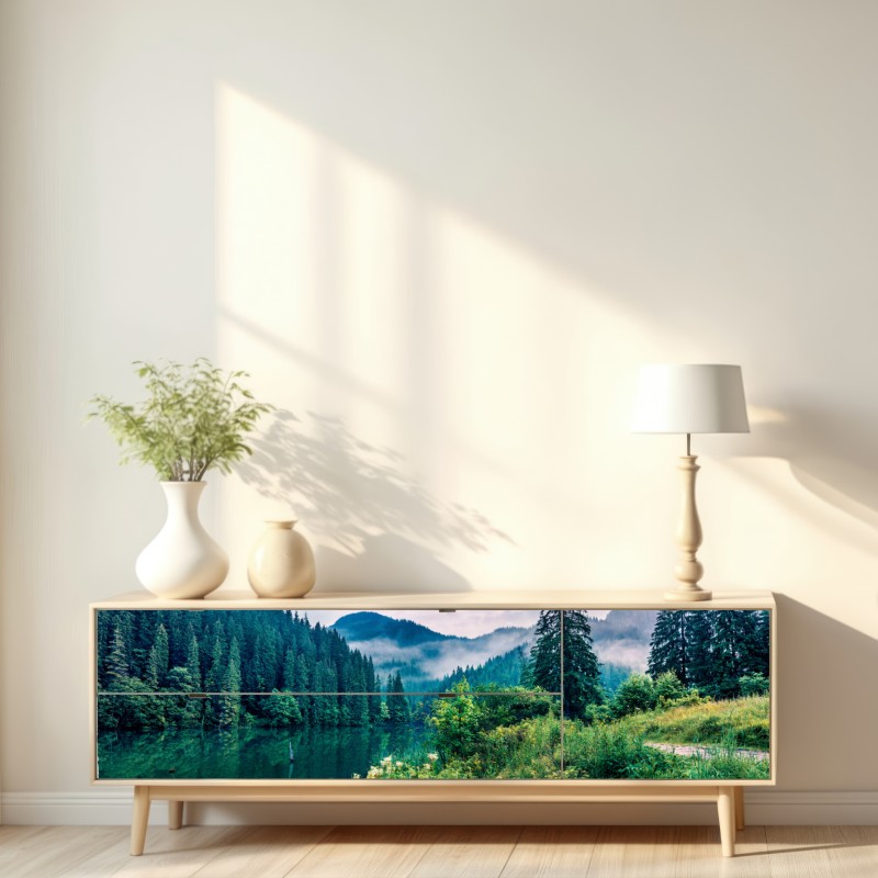 Naklejka repozycjonowalna mglisty wschód słońca nad Lacu Rosu – Wallissimo® Naklejka repozycjonowalna mglisty wschód słońca nad Lacu Rosu – Wallissimo®