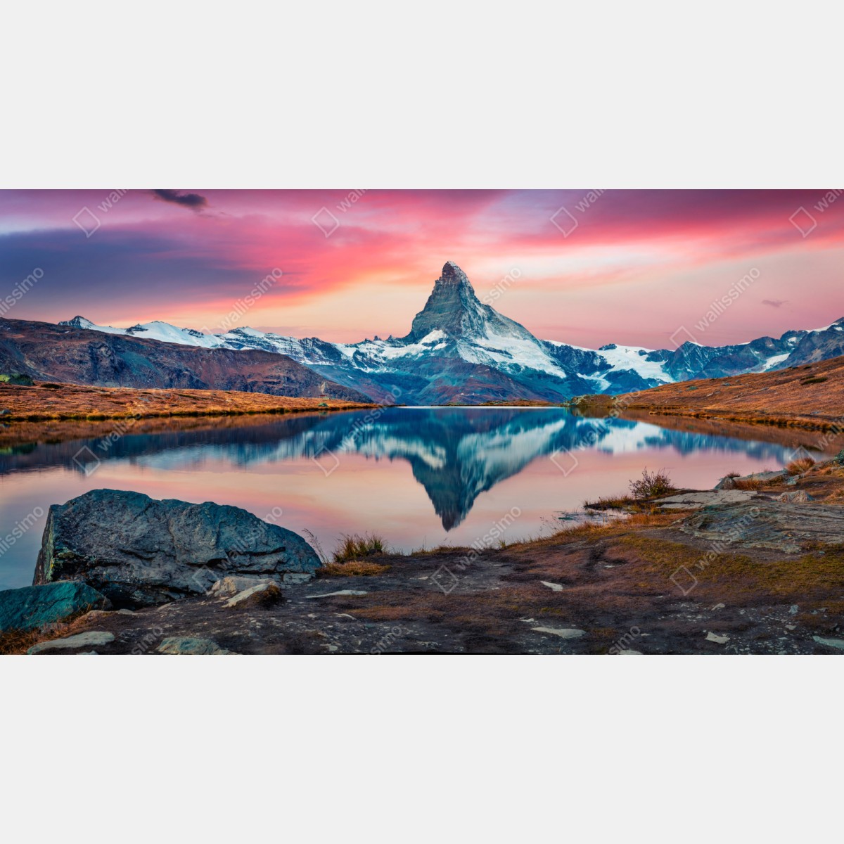Naklejka repozycjonowalna majestatyczny Matterhorn odbity w Stellisee – Wallissimo® Naklejka repozycjonowalna majestatyczny Matterhorn odbity w Stellisee – Wallissimo®