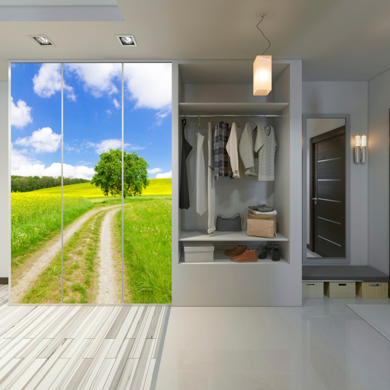 Naklejka na szafę słoneczna wiejska ścieżka z samotnym drzewem – Wallissimo® Naklejka na szafę słoneczna wiejska ścieżka z samotnym drzewem – Wallissimo®