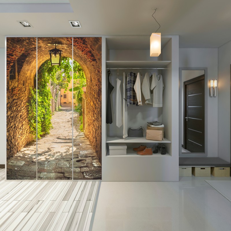 Naklejka na szafę słoneczna uliczka w Toskanii – Wallissimo® Naklejka na szafę słoneczna uliczka w Toskanii – Wallissimo®