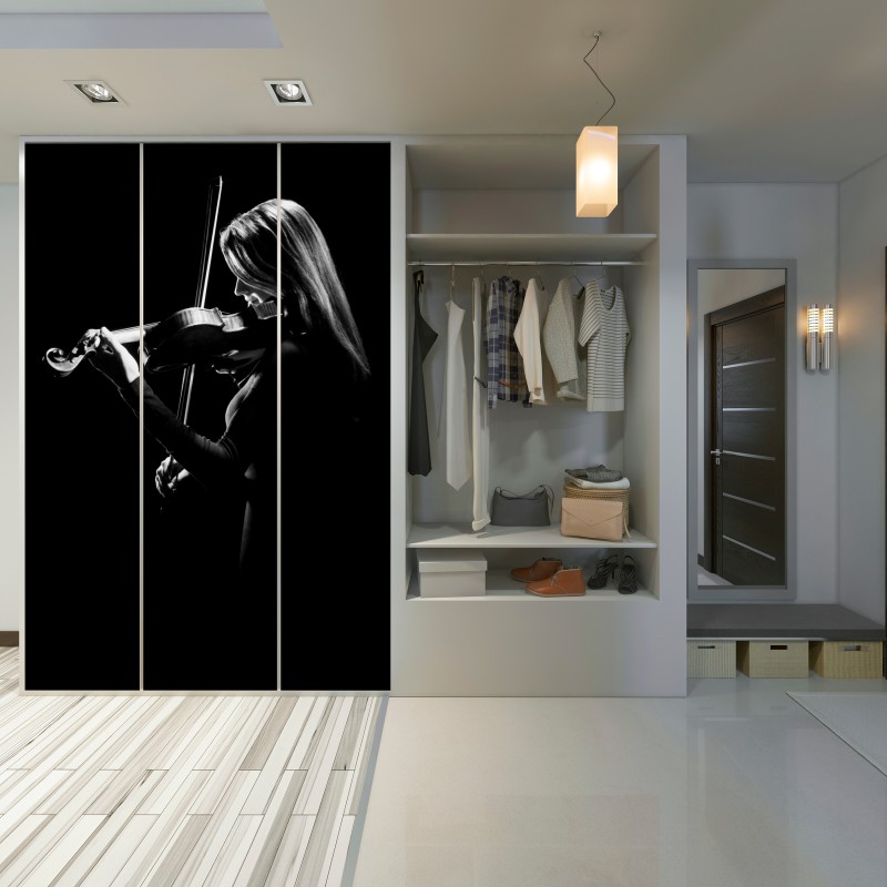 Naklejka na szafę elegancka sylwetka skrzypaczki – Wallissimo® Naklejka na szafę elegancka sylwetka skrzypaczki – Wallissimo®