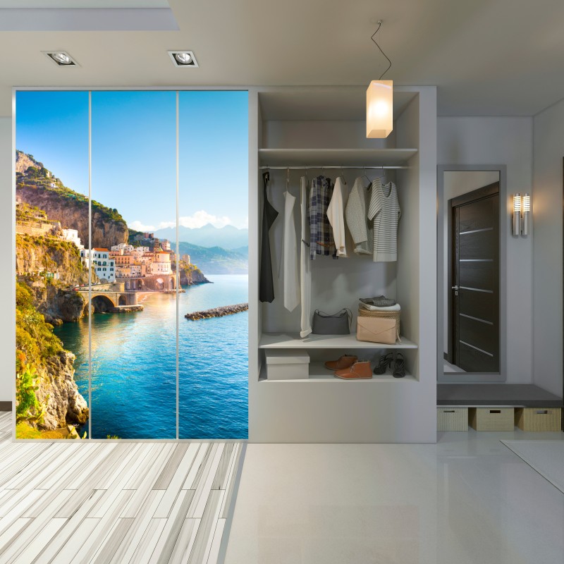 Naklejka na szafę słoneczne wybrzeże Amalfi – Wallissimo® Naklejka na szafę słoneczne wybrzeże Amalfi – Wallissimo®