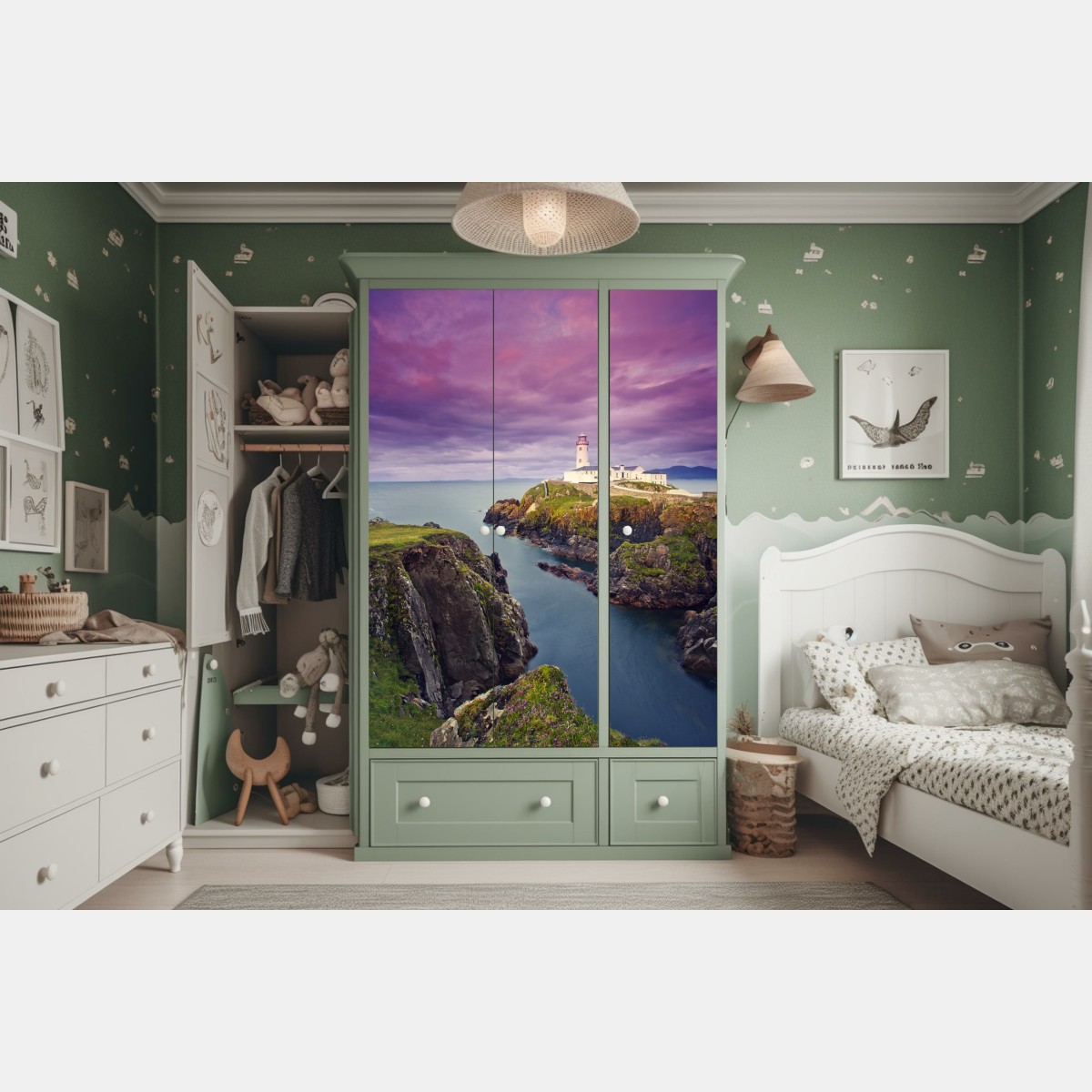 Naklejka na szafę fioletowa latarnia nad skalistym wybrzeżem – Wallissimo® Naklejka na szafę fioletowa latarnia nad skalistym wybrzeżem – Wallissimo®