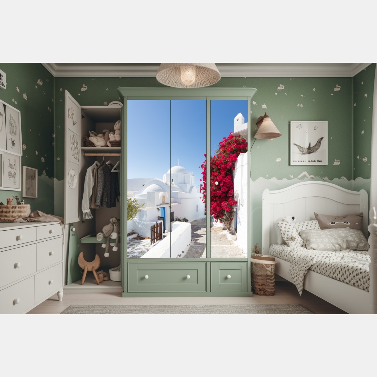 Naklejka na szafę słoneczna ulica wyspy z bujną bugenwillą – Wallissimo® Naklejka na szafę słoneczna ulica wyspy z bujną bugenwillą – Wallissimo®