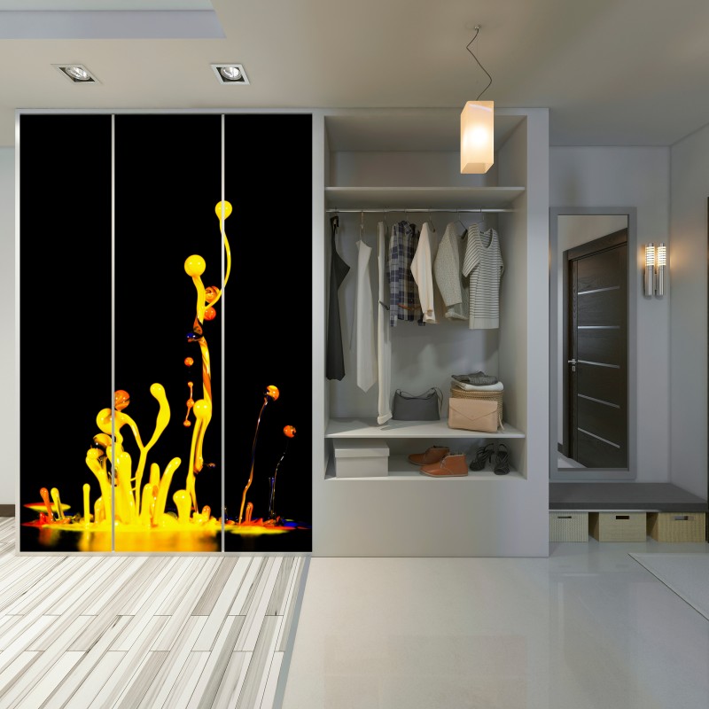 Naklejka na szafę intensywny żółty rozbryzg farby na czarnym tle – Wallissimo® Naklejka na szafę intensywny żółty rozbryzg farby na czarnym tle – Wallissimo®