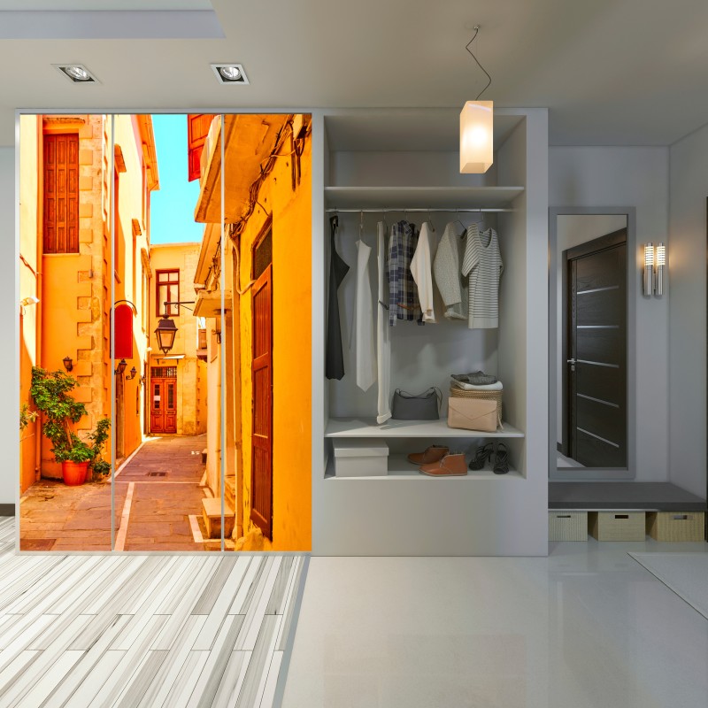 Naklejka na szafę słoneczna żółta uliczka w Rethymno, Kreta – Wallissimo® Naklejka na szafę słoneczna żółta uliczka w Rethymno, Kreta – Wallissimo®