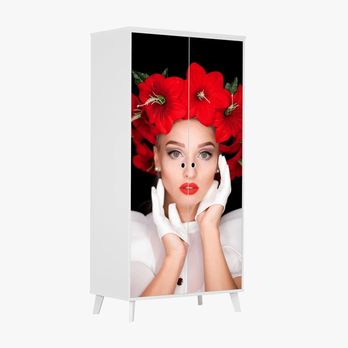 Naklejka na szafę elegancki portret z wiankiem z czerwonych kwiatów – Wallissimo® Naklejka na szafę elegancki portret z wiankiem z czerwonych kwiatów – Wallissimo®