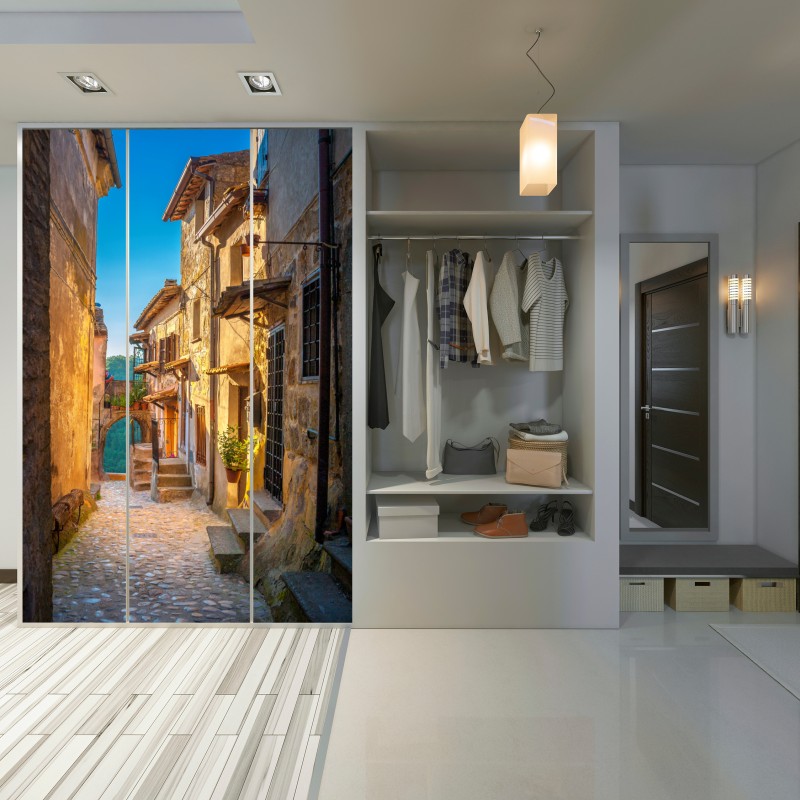 Naklejka na szafę uliczka o zachodzie słońca w Toskanii – Wallissimo® Naklejka na szafę uliczka o zachodzie słońca w Toskanii – Wallissimo®