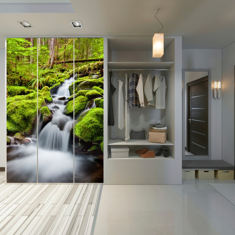 Naklejka na szafę mechowy strumień przy Sol Duc Falls – Wallissimo® Naklejka na szafę mechowy strumień przy Sol Duc Falls – Wallissimo®