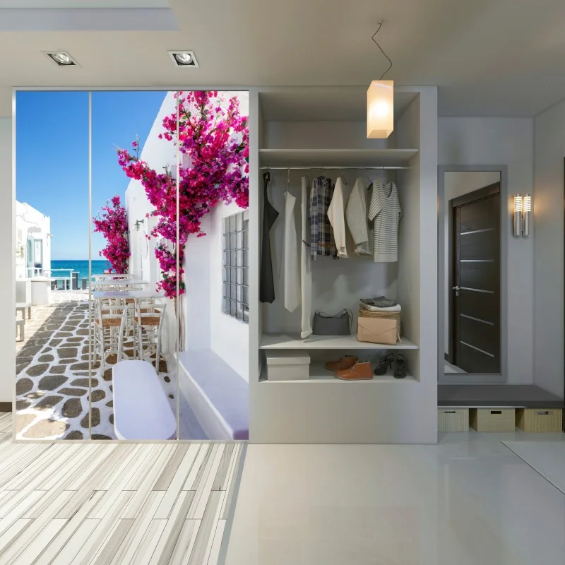 Naklejka na szafę słoneczna śródziemnomorska alejka z bugenwillą – Wallissimo® Naklejka na szafę słoneczna śródziemnomorska alejka z bugenwillą – Wallissimo®