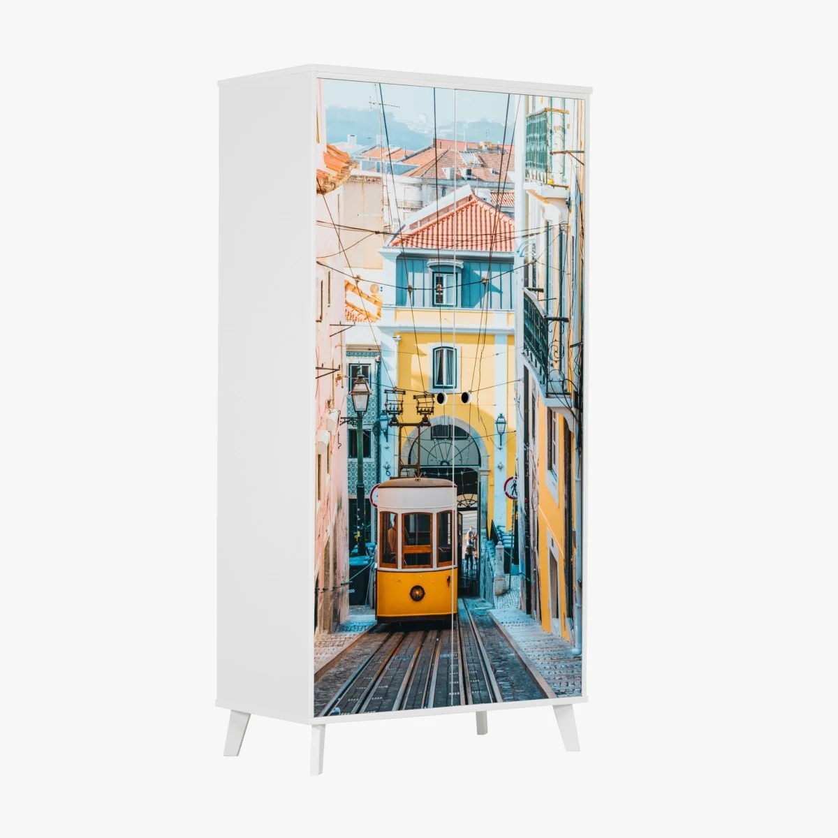 Naklejka na szafę kolorowy tramwaj bica w Lizbonie – Wallissimo® Naklejka na szafę kolorowy tramwaj bica w Lizbonie – Wallissimo®