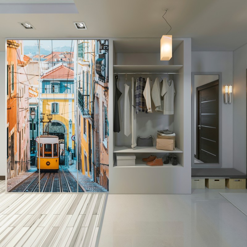 Naklejka na szafę kolorowy tramwaj bica w Lizbonie – Wallissimo® Naklejka na szafę kolorowy tramwaj bica w Lizbonie – Wallissimo®