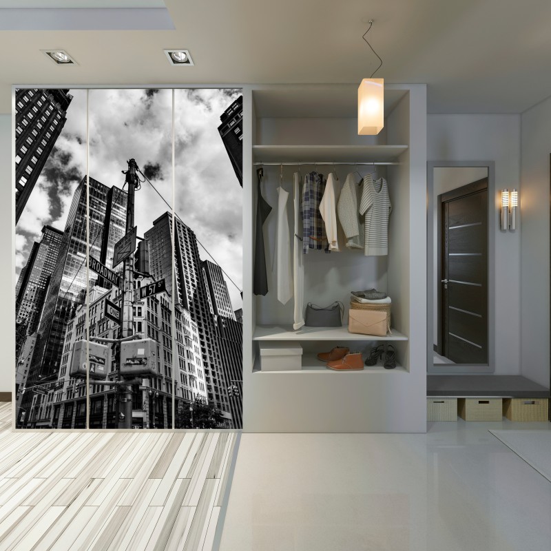 Naklejka na szafę Broadway i W 57 St — miejska panorama w czerni i bieli – Wallissimo® Naklejka na szafę Broadway i W 57 St — miejska panorama w czerni i bieli – Wallissimo®