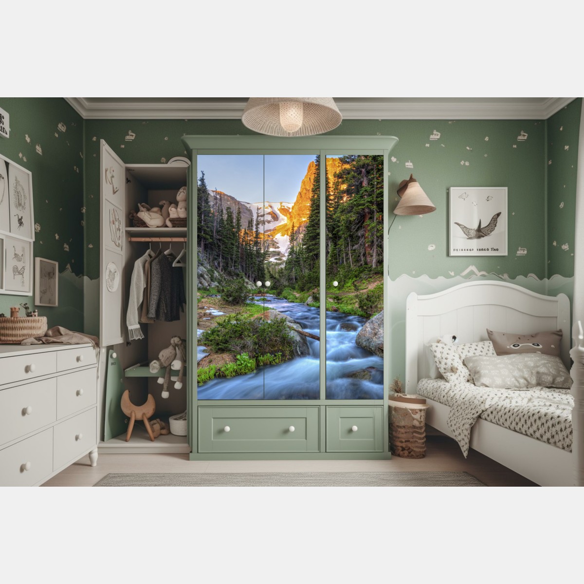 Naklejka na szafę złoty szczyt nad alpejskim potokiem – Wallissimo® Naklejka na szafę złoty szczyt nad alpejskim potokiem – Wallissimo®