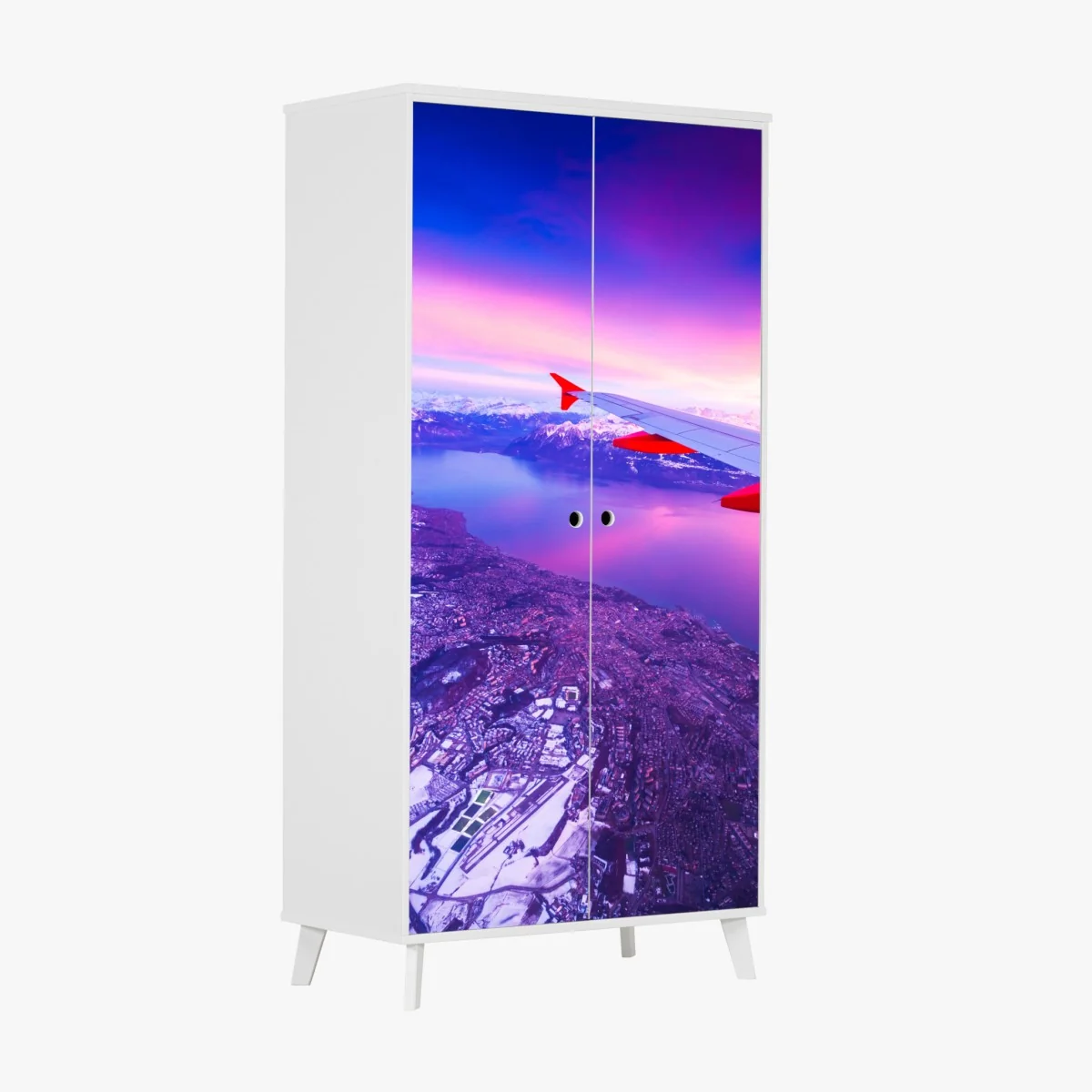 Naklejka na szafę panorama miasta nad jeziorem z lotu ptaka o zachodzie – Wallissimo® Naklejka na szafę panorama miasta nad jeziorem z lotu ptaka o zachodzie – Wallissimo®