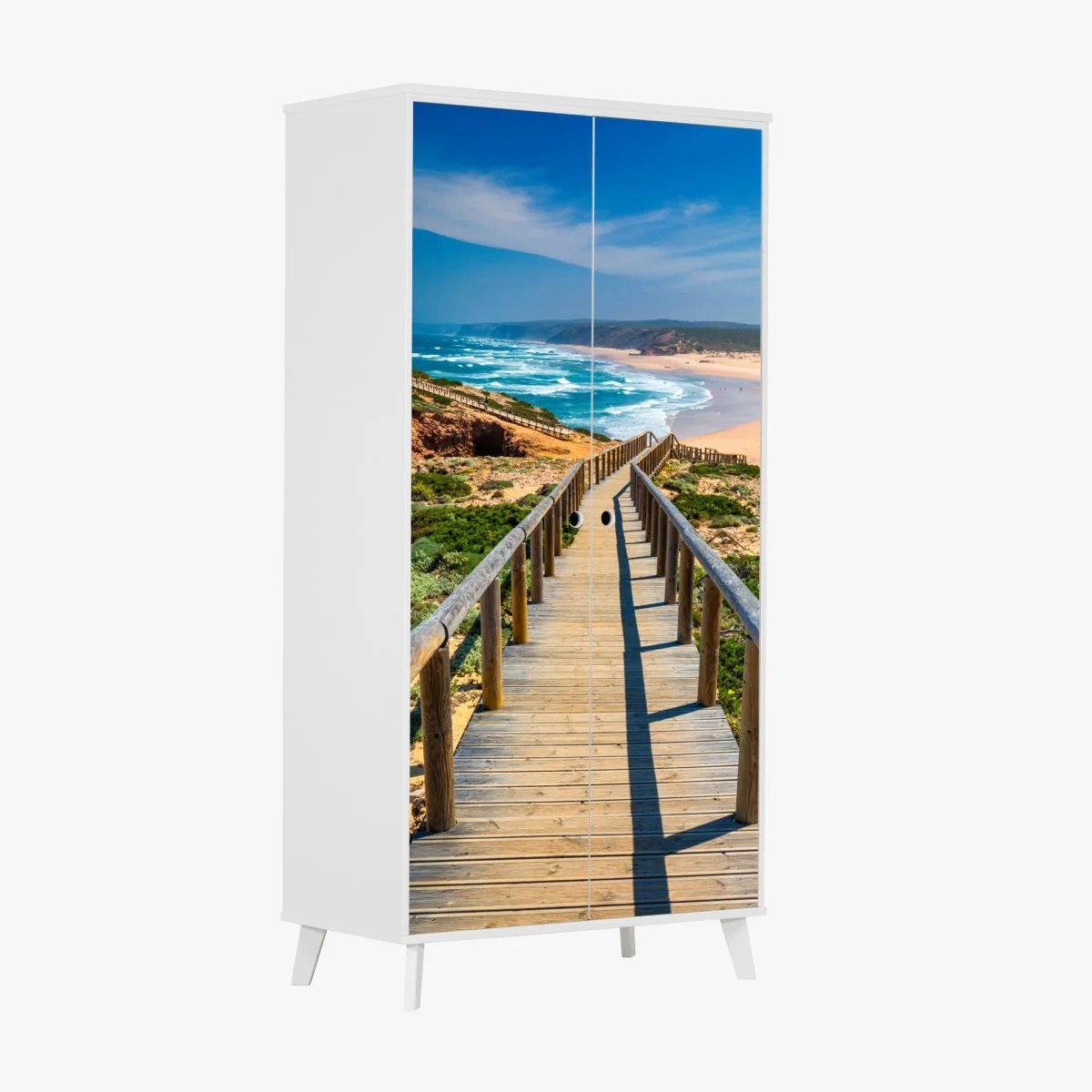 Naklejka na szafę drewniany pomost prowadzący na plażę Praia da Bordeira – Wallissimo® Naklejka na szafę drewniany pomost prowadzący na plażę Praia da Bordeira – Wallissimo®