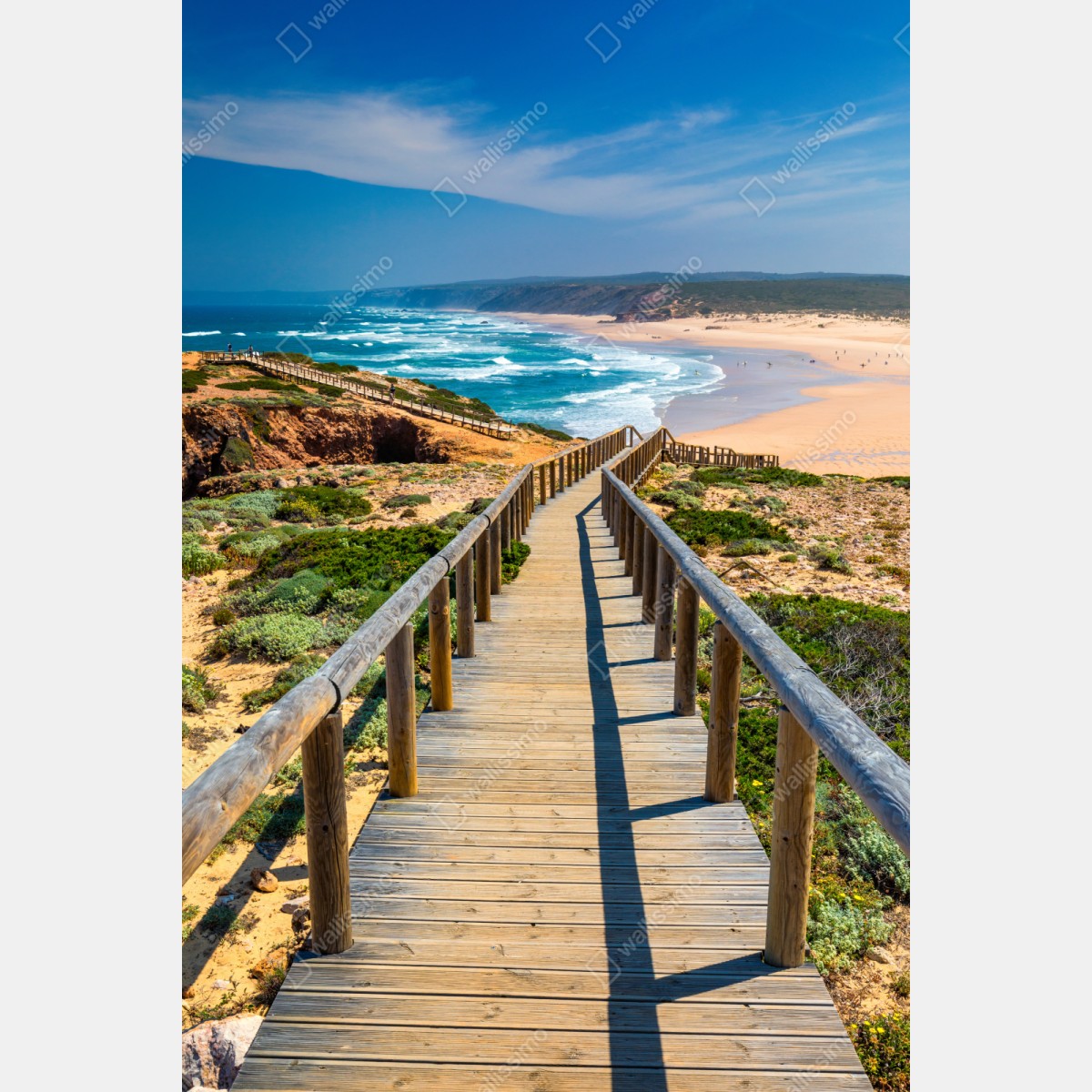 Naklejka na szafę drewniany pomost prowadzący na plażę Praia da Bordeira – Wallissimo® Naklejka na szafę drewniany pomost prowadzący na plażę Praia da Bordeira – Wallissimo®