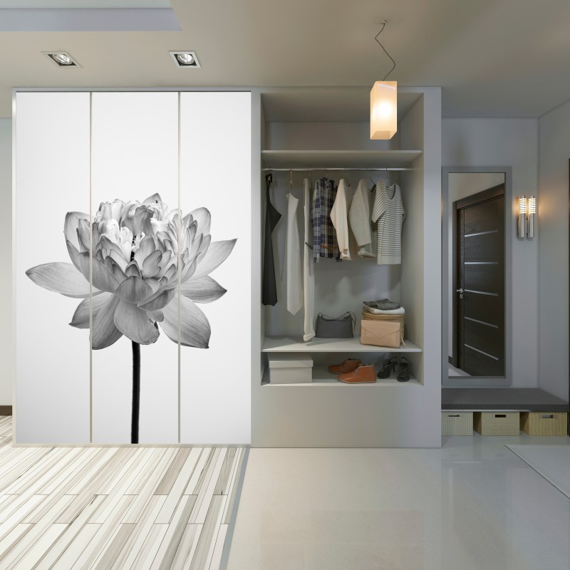 Naklejka na szafę spokojny lotos w odcieniach szarości – Wallissimo® Naklejka na szafę spokojny lotos w odcieniach szarości – Wallissimo®