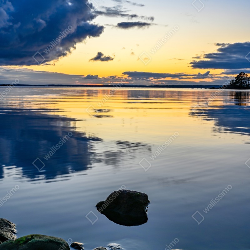 Naklejka na szafę spokojne nadmorskie odbicie zachodu słońca – Wallissimo® Naklejka na szafę spokojne nadmorskie odbicie zachodu słońca – Wallissimo®