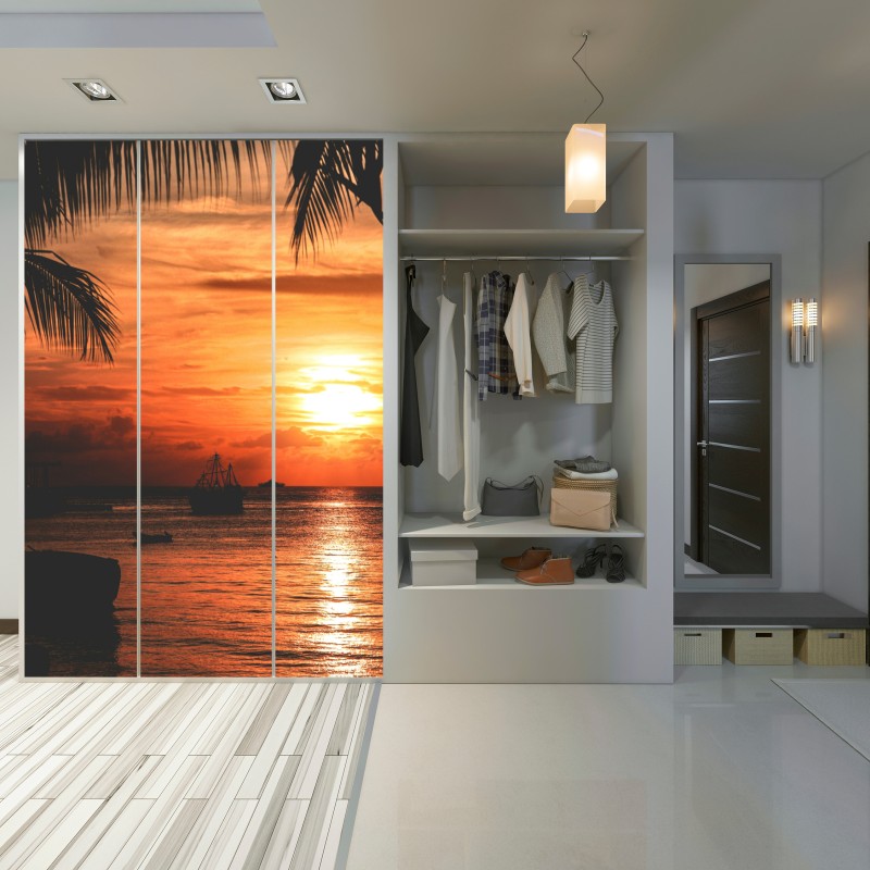 Naklejka na szafę tropikalny zachód słońca nad morzem – Wallissimo® Naklejka na szafę tropikalny zachód słońca nad morzem – Wallissimo®