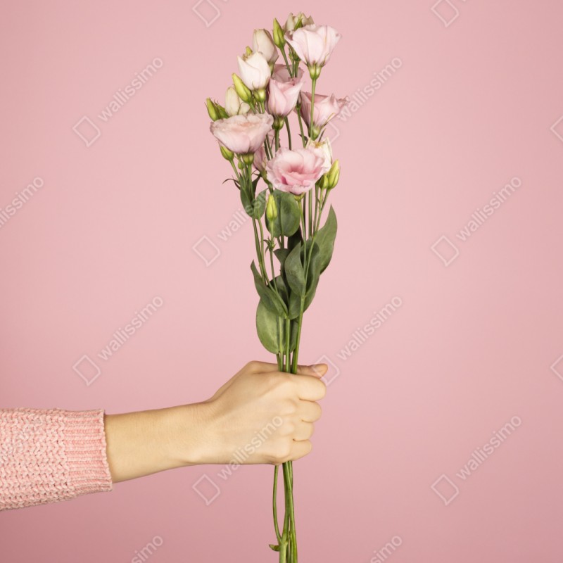 Naklejka na szafę delikatny różowy bukiet eustomy – Wallissimo® Naklejka na szafę delikatny różowy bukiet eustomy – Wallissimo®