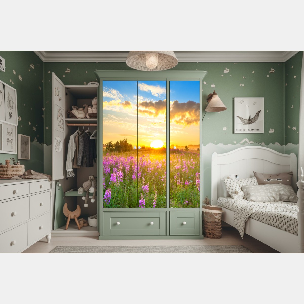 Naklejka na szafę wschód słońca nad łąką pełną fioletowych kwiatów – Wallissimo® Naklejka na szafę wschód słońca nad łąką pełną fioletowych kwiatów – Wallissimo®