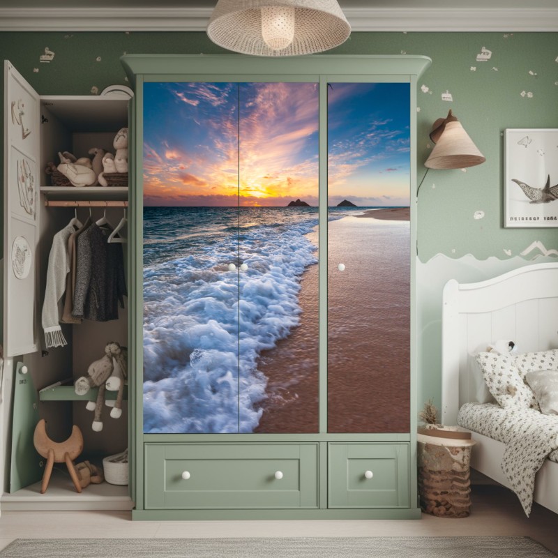 Naklejka na szafę spokojny wschód słońca nad brzegiem oceanu