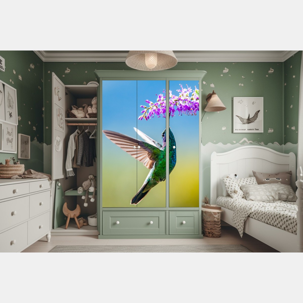 Naklejka na szafę koliber przy fioletowym kwiecie – Wallissimo® Naklejka na szafę koliber przy fioletowym kwiecie – Wallissimo®