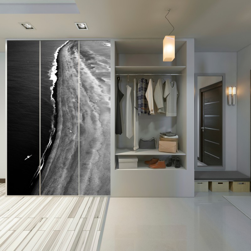 Naklejka na szafę monochromatyczne wybrzeże z lotu ptaka – Wallissimo® Naklejka na szafę monochromatyczne wybrzeże z lotu ptaka – Wallissimo®