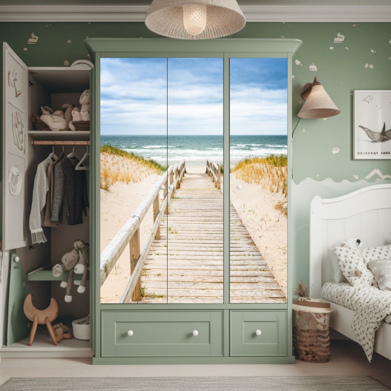 Naklejka na szafę zniszczona piłka nożna - zbliżenie – Wallissimo®