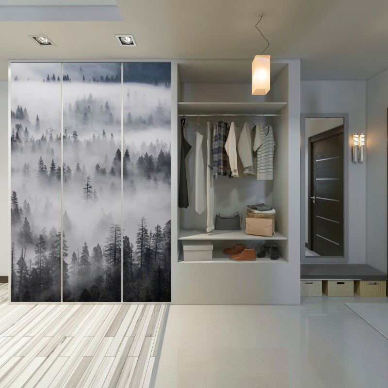 Naklejka na szafę mglisty las sosnowy – Wallissimo® Naklejka na szafę mglisty las sosnowy – Wallissimo®