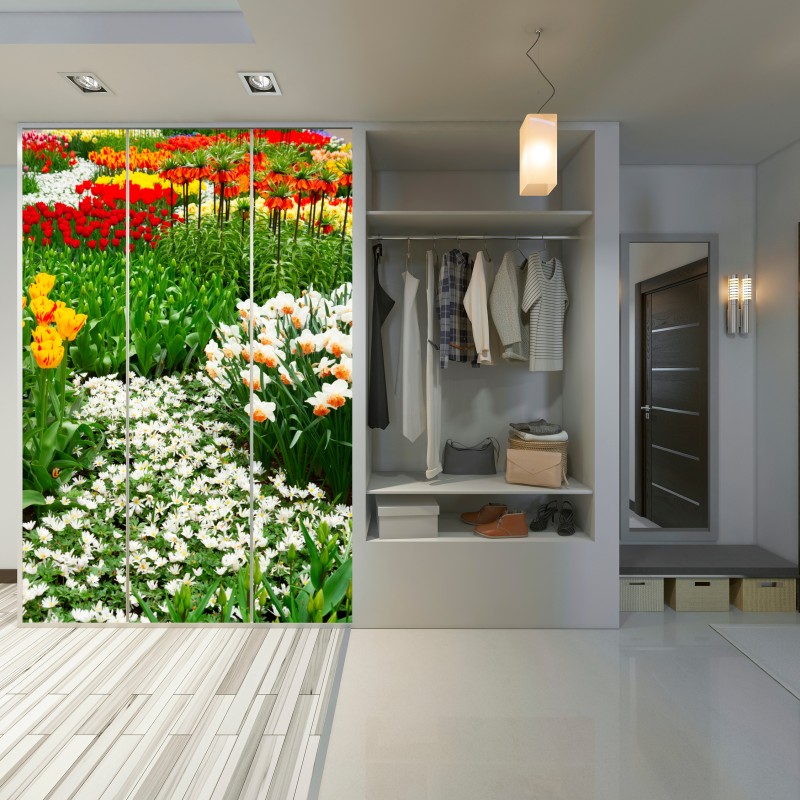 Naklejka na szafę żywy wiosenny ogród kwiatowy – Wallissimo® Naklejka na szafę żywy wiosenny ogród kwiatowy – Wallissimo®
