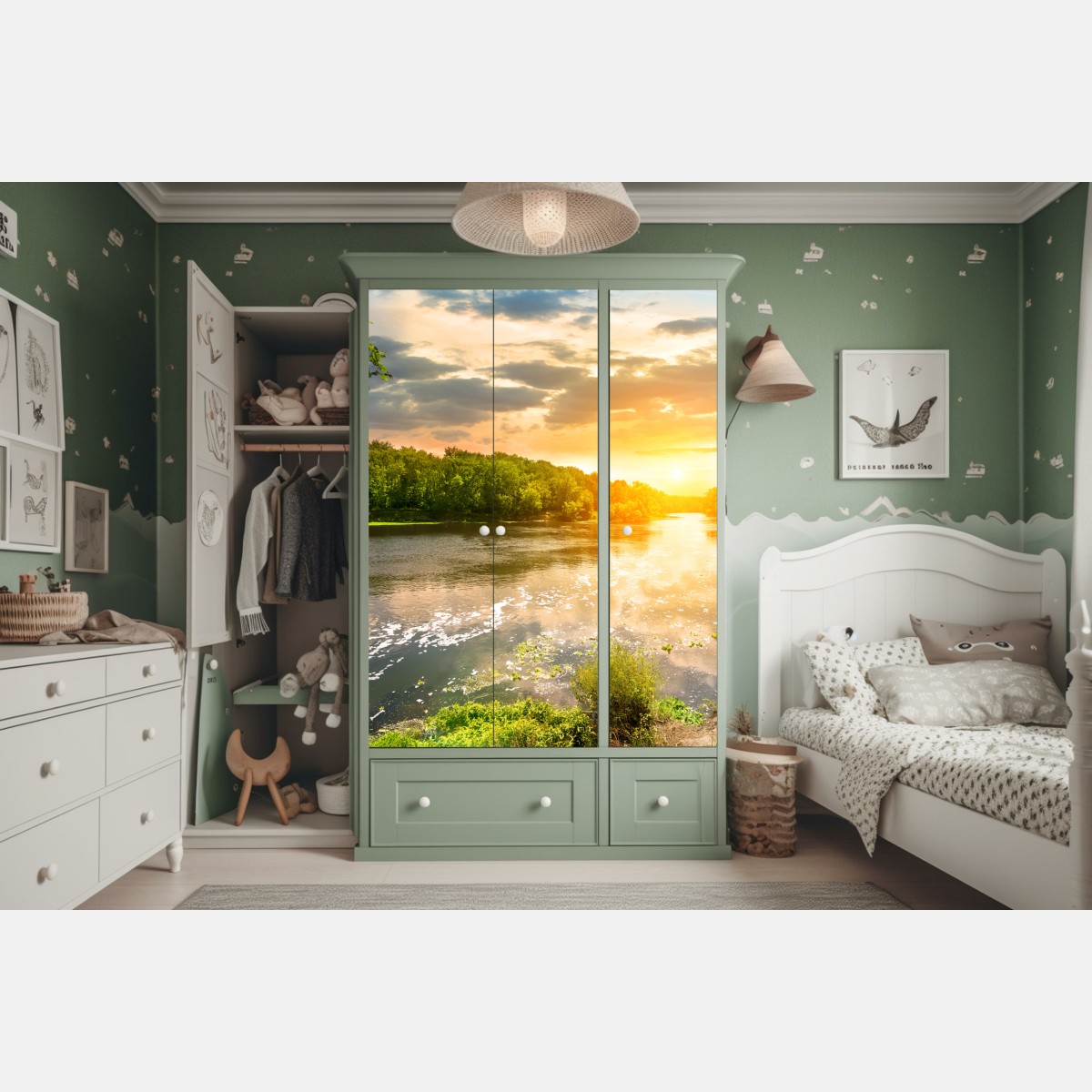 Naklejka na szafę spokojny zachód słońca nad rzeką i zielonym lasem – Wallissimo® Naklejka na szafę spokojny zachód słońca nad rzeką i zielonym lasem – Wallissimo®