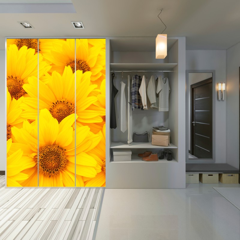 Naklejka na szafę intensywne żółte słoneczniki w zbliżeniu – Wallissimo® Naklejka na szafę intensywne żółte słoneczniki w zbliżeniu – Wallissimo®