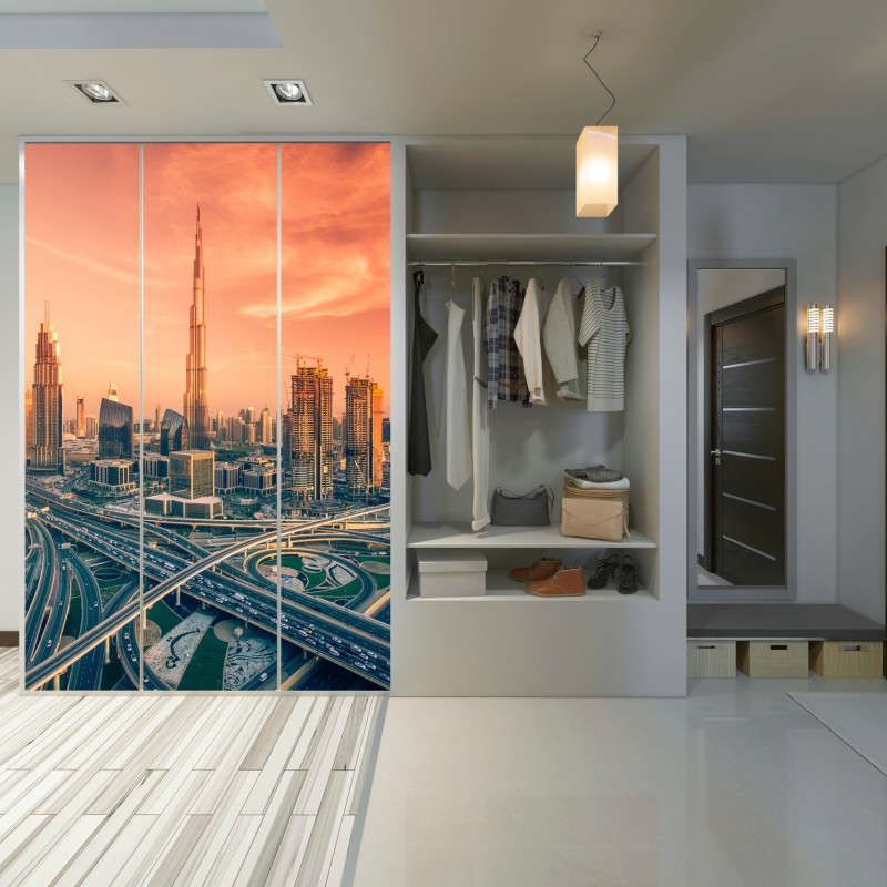Naklejka na szafę panorama Dubaju o zachodzie słońca – Wallissimo® Naklejka na szafę panorama Dubaju o zachodzie słońca – Wallissimo®