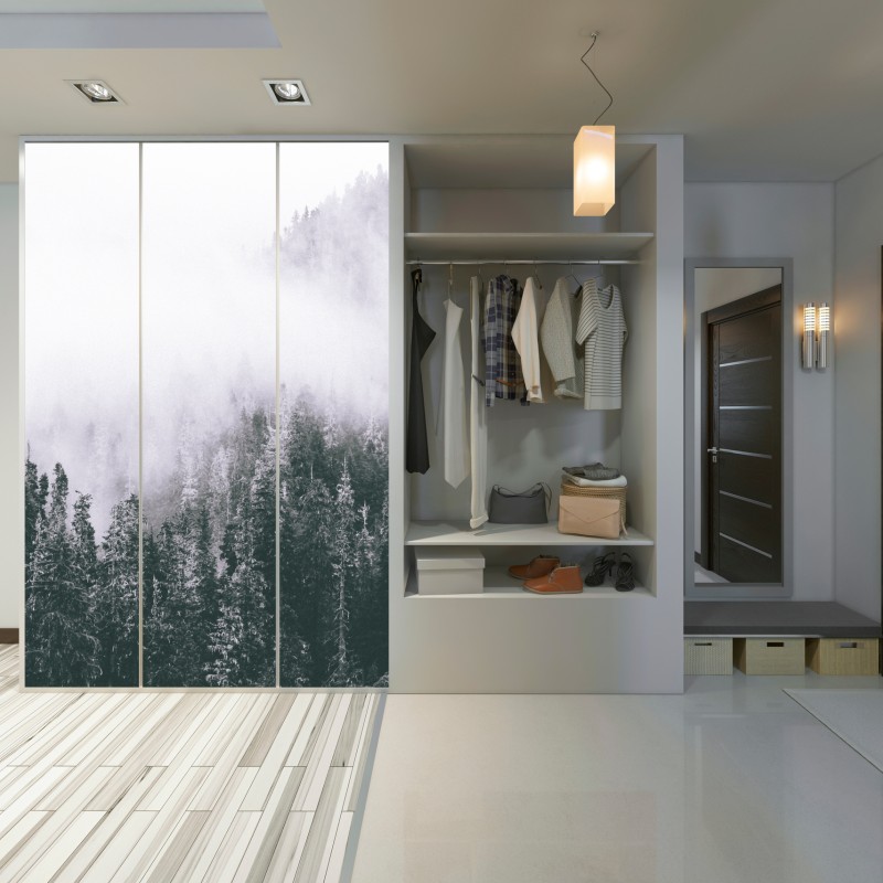 Naklejka na szafę mglisty las iglasty – Wallissimo® Naklejka na szafę mglisty las iglasty – Wallissimo®