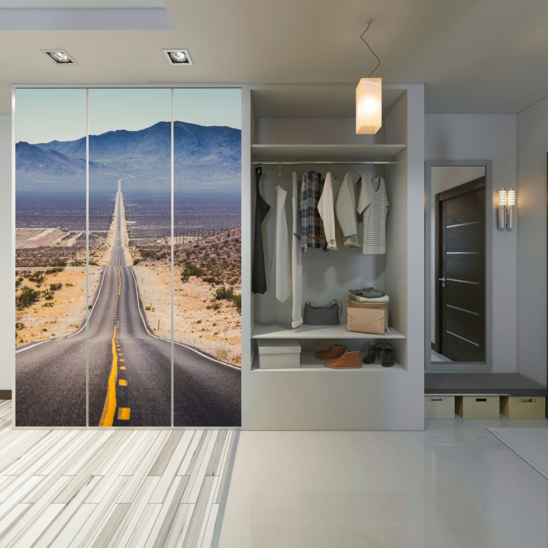 Naklejka na szafę niekończąca się droga przez pustynię do gór – Wallissimo® Naklejka na szafę niekończąca się droga przez pustynię do gór – Wallissimo®