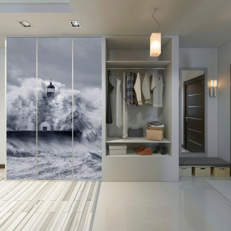 Naklejka na szafę latarnia morska pochłonięta przez fale – Wallissimo® Naklejka na szafę latarnia morska pochłonięta przez fale – Wallissimo®