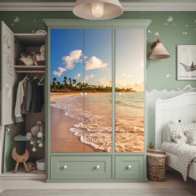 Naklejka na szafę słoneczna uliczka z kamiennymi domami i kolorowymi okiennicami – Wallissimo®