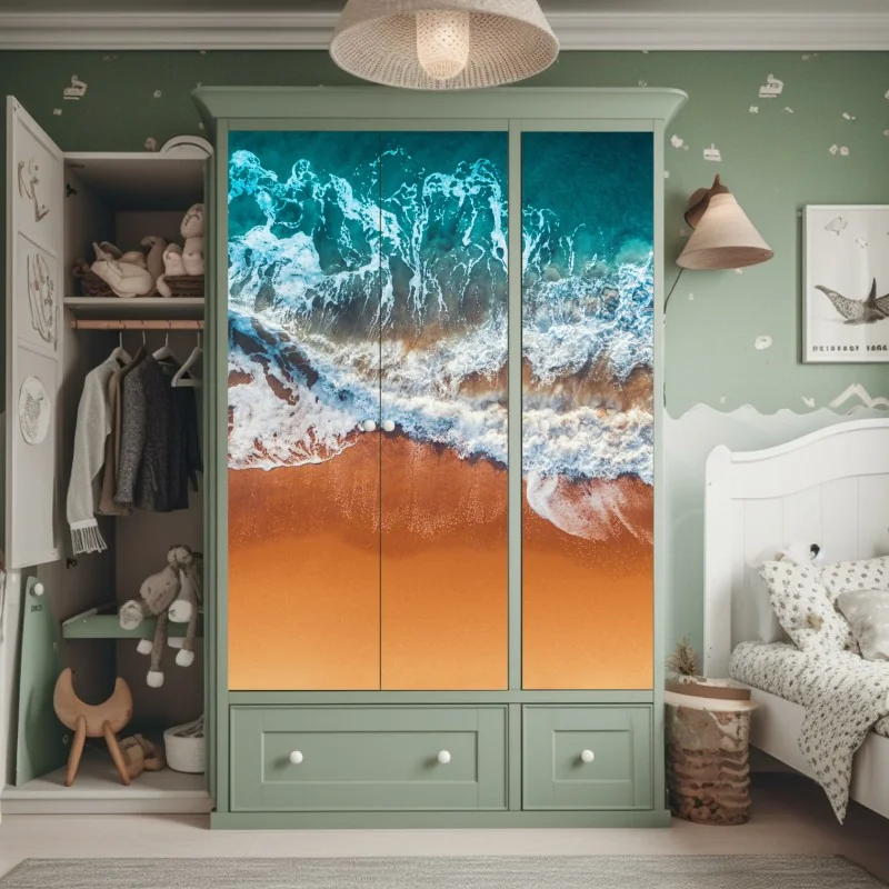 Naklejka na szafę lotnicze ujęcie turkusowych fal na piaszczystej plaży – Wallissimo® Naklejka na szafę lotnicze ujęcie turkusowych fal na piaszczystej plaży – Wallissimo®