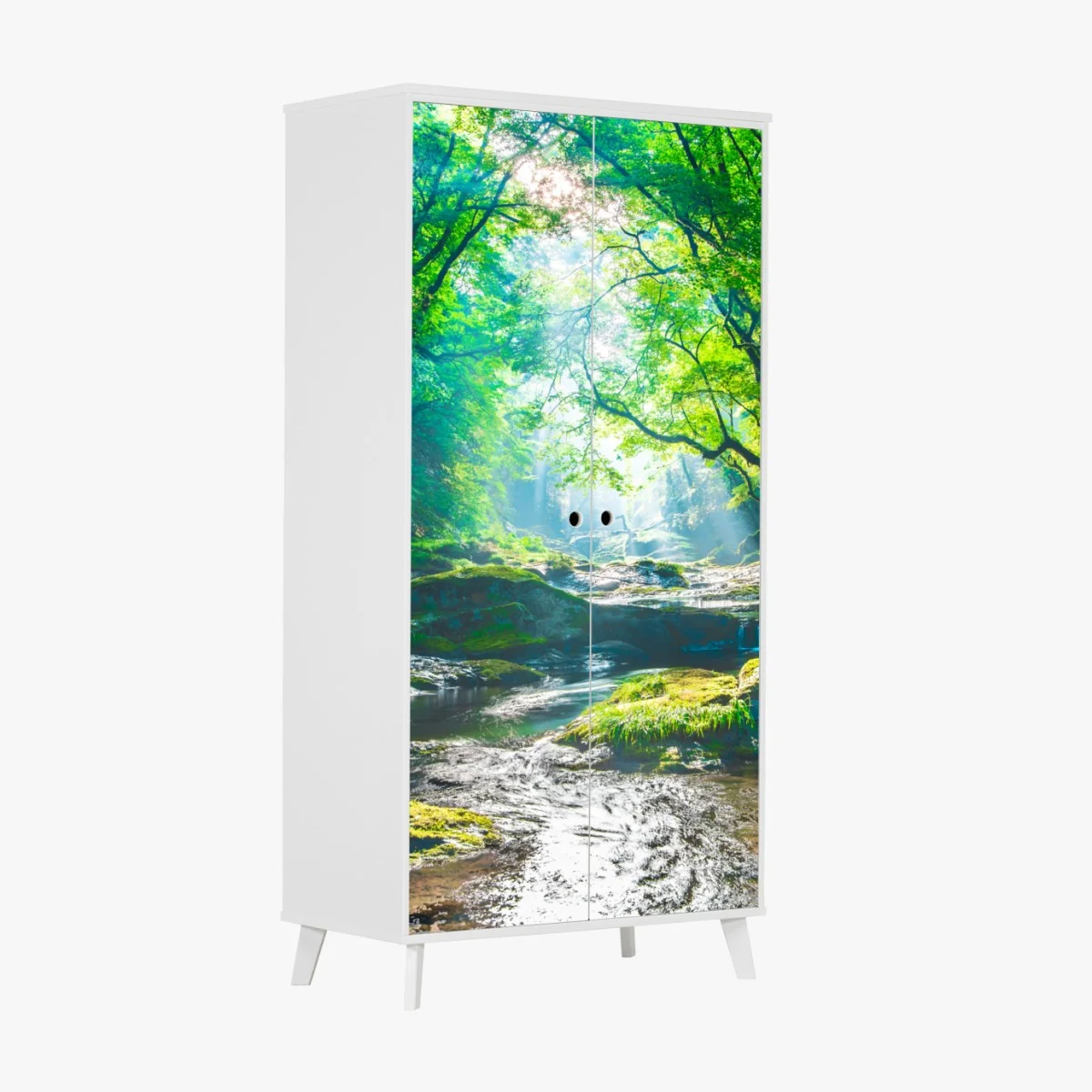 Naklejka na szafę słoneczny leśny strumień z mchem – Wallissimo® Naklejka na szafę słoneczny leśny strumień z mchem – Wallissimo®