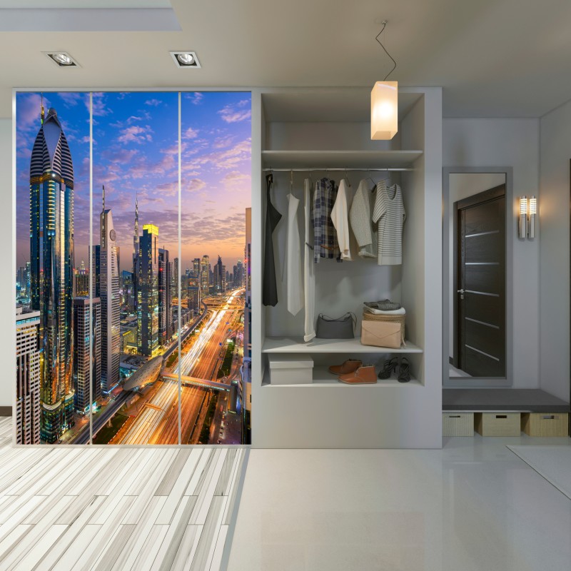 Naklejka na szafę panorama Dubaju o zmierzchu – Wallissimo® Naklejka na szafę panorama Dubaju o zmierzchu – Wallissimo®
