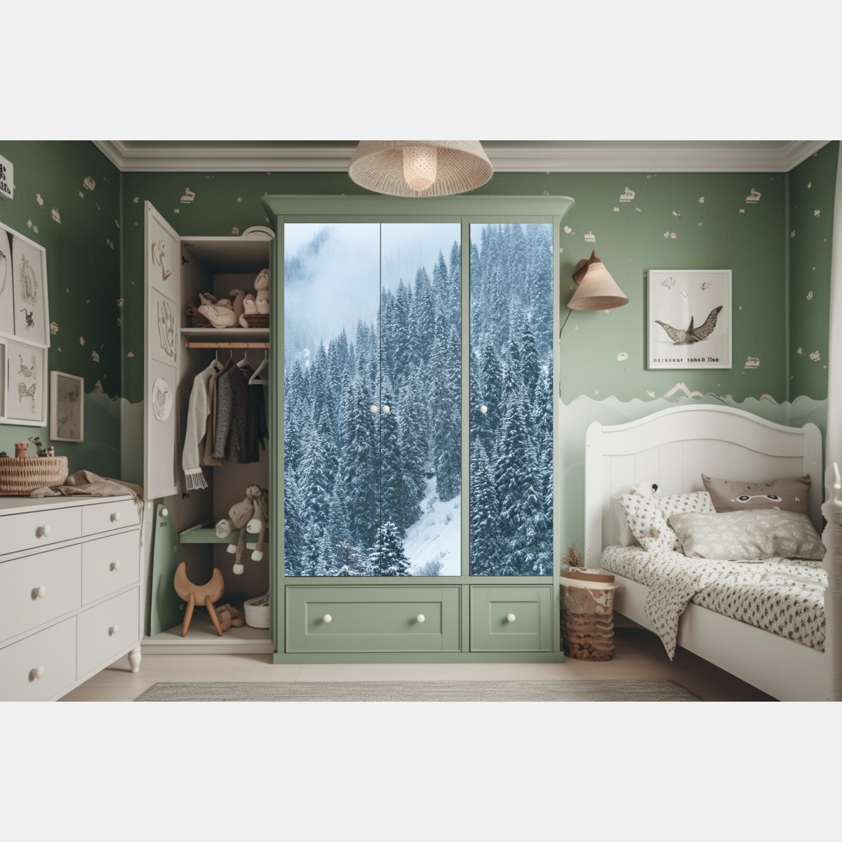 Naklejka na szafę mglisty ośnieżony las sosnowy – Wallissimo® Naklejka na szafę mglisty ośnieżony las sosnowy – Wallissimo®